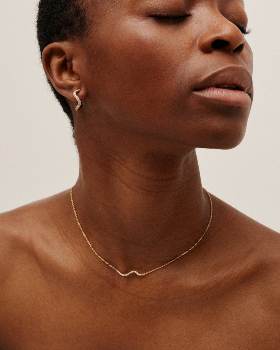 PETITE COMETE PAVÉ NECKLACE