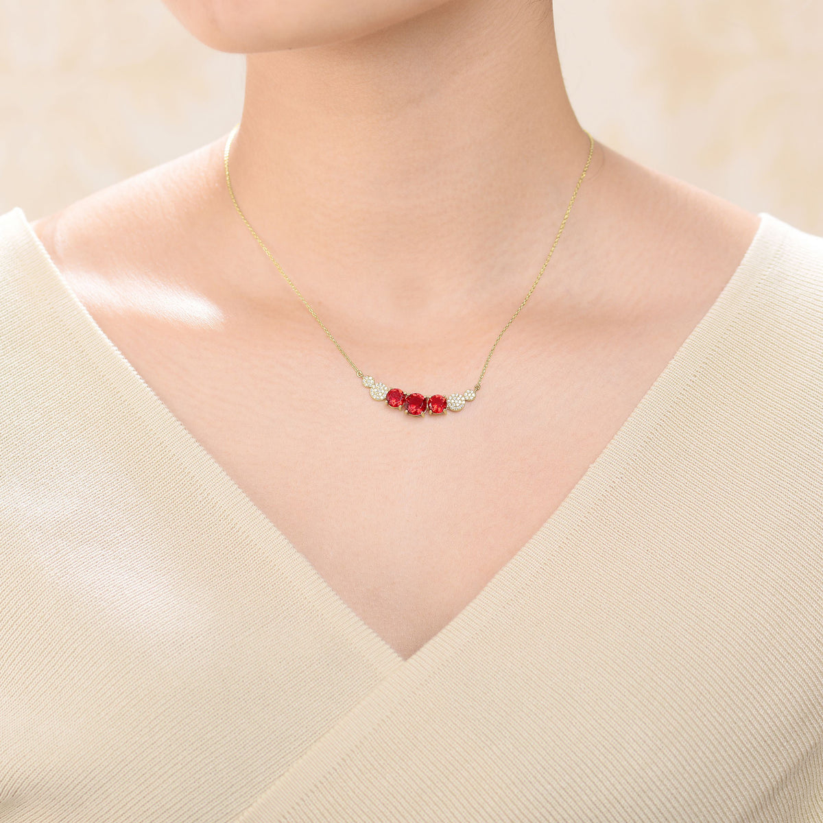 Julie Midi Circle Necklace