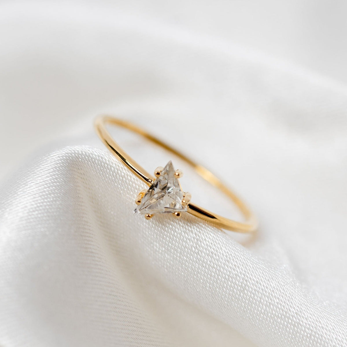 On The Rocks Triangle Ring