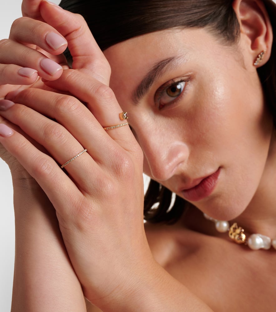 Thread Band 18kt gold ring with diamonds