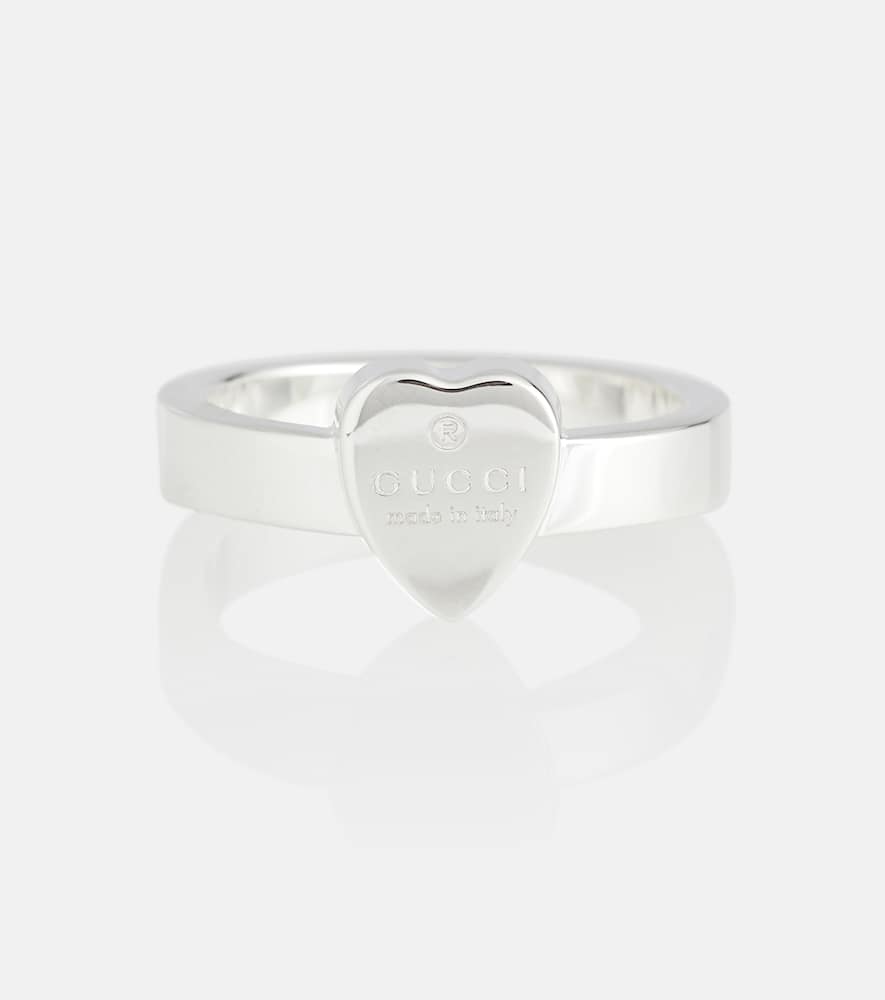 Heart-detail sterling silver ring