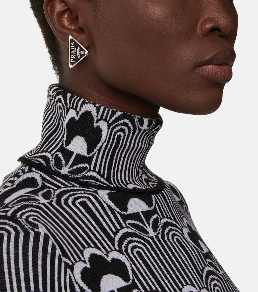 Logo clip-on single earring