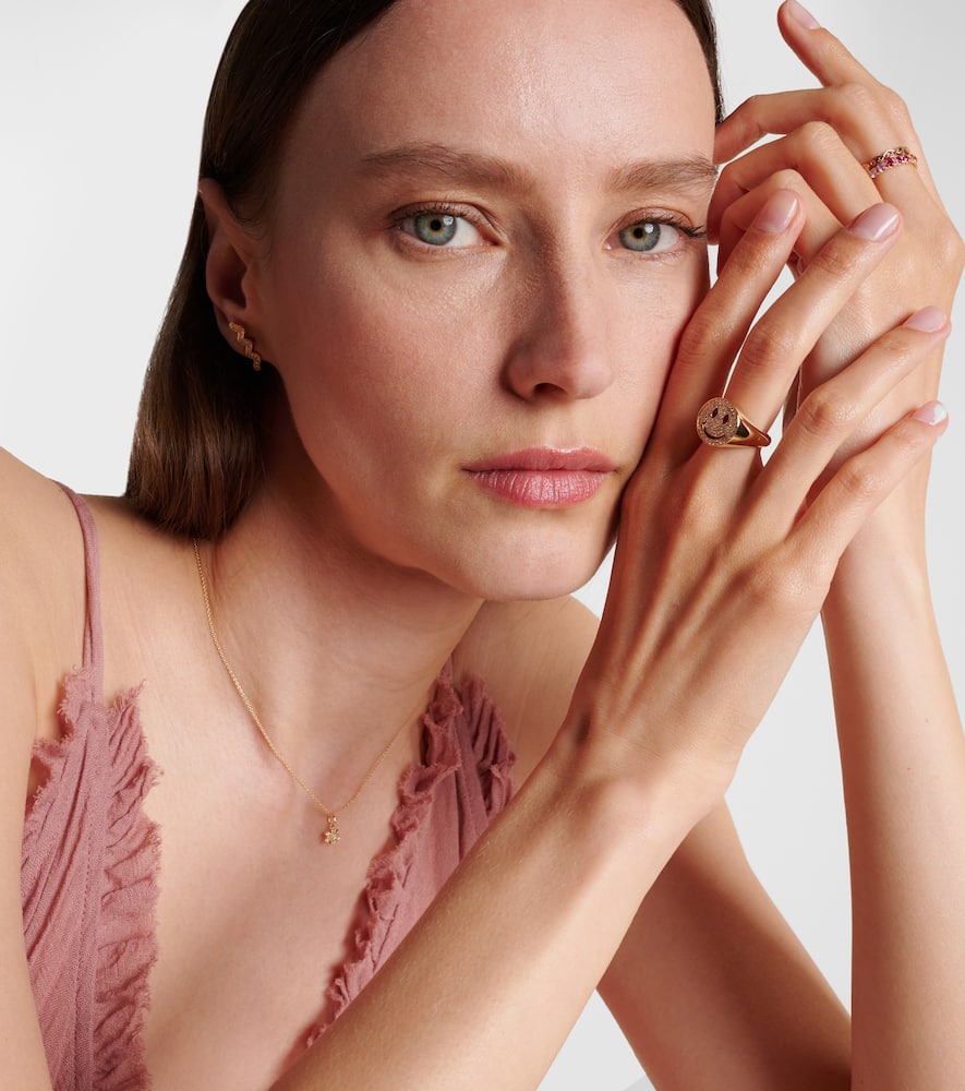 Happy Face 14kt yellow gold signet ring with diamonds