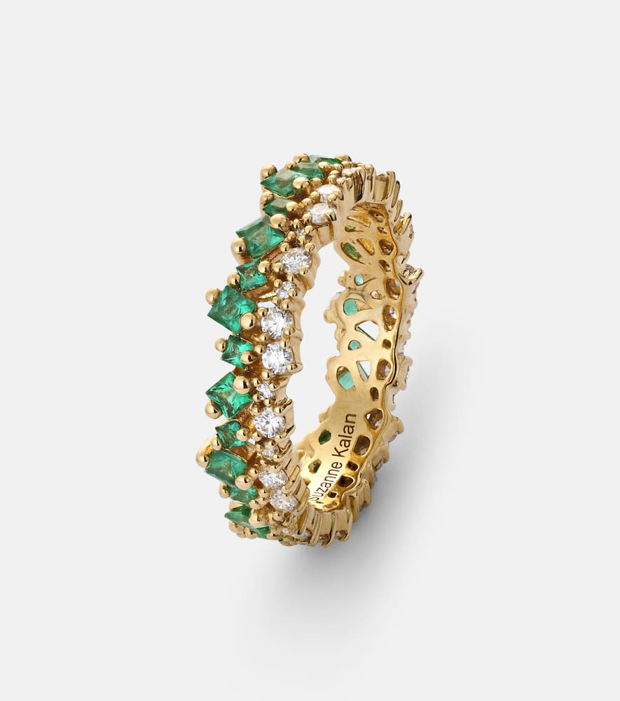 18kt gold ring with diamonds and emeralds