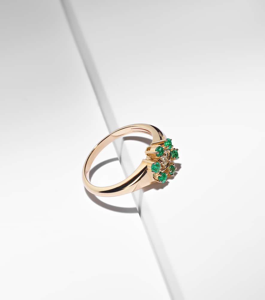 14kt gold signet ring with diamonds