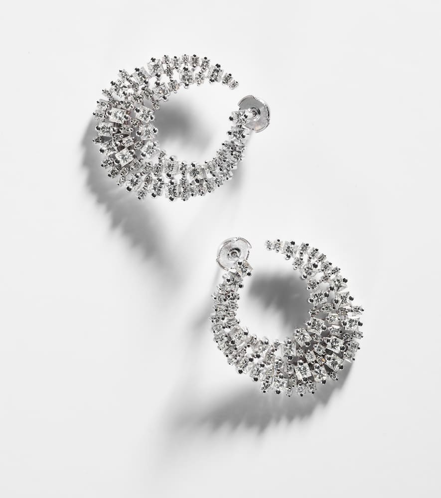 18kt white gold hoop earrings with diamonds