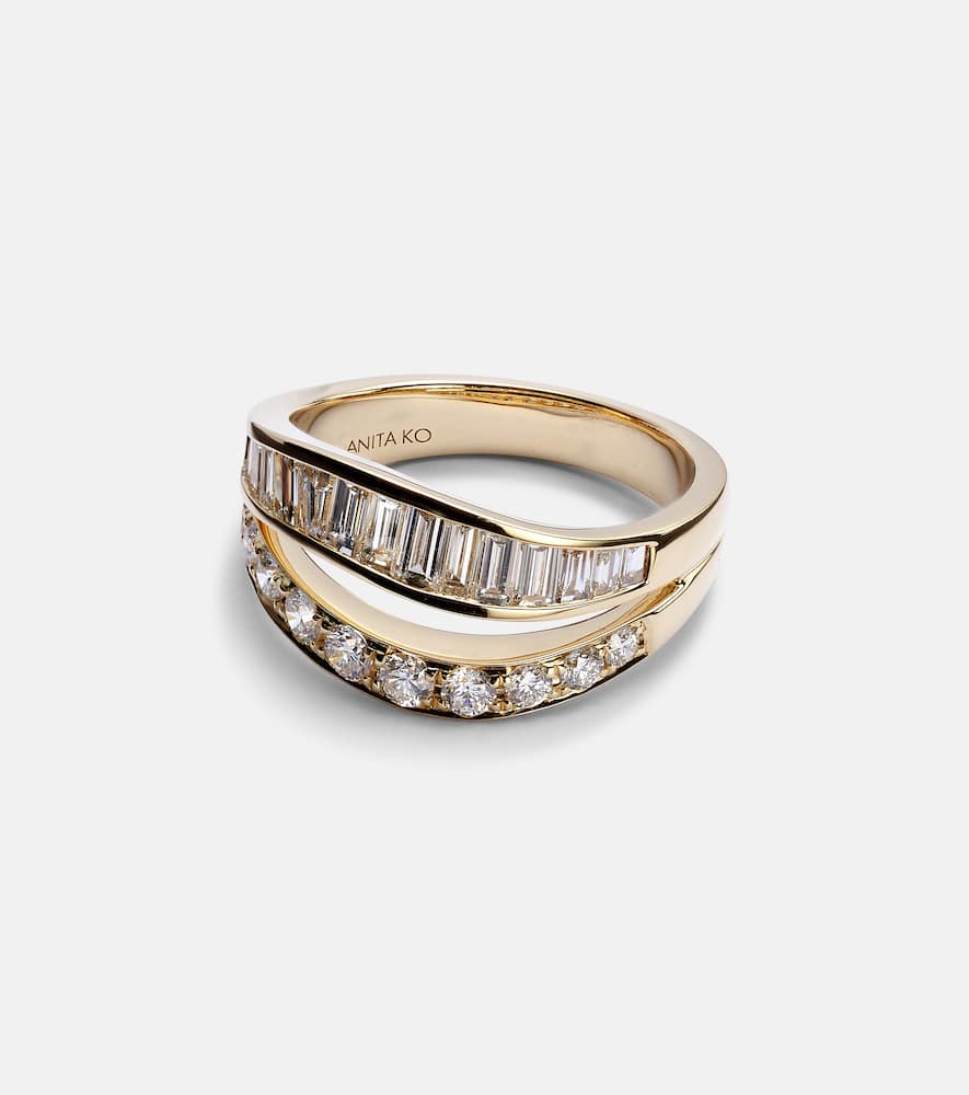 18kt gold ring with diamonds