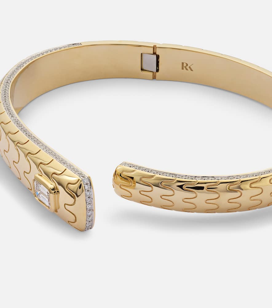 Prestige 18kt gold bangle with diamonds