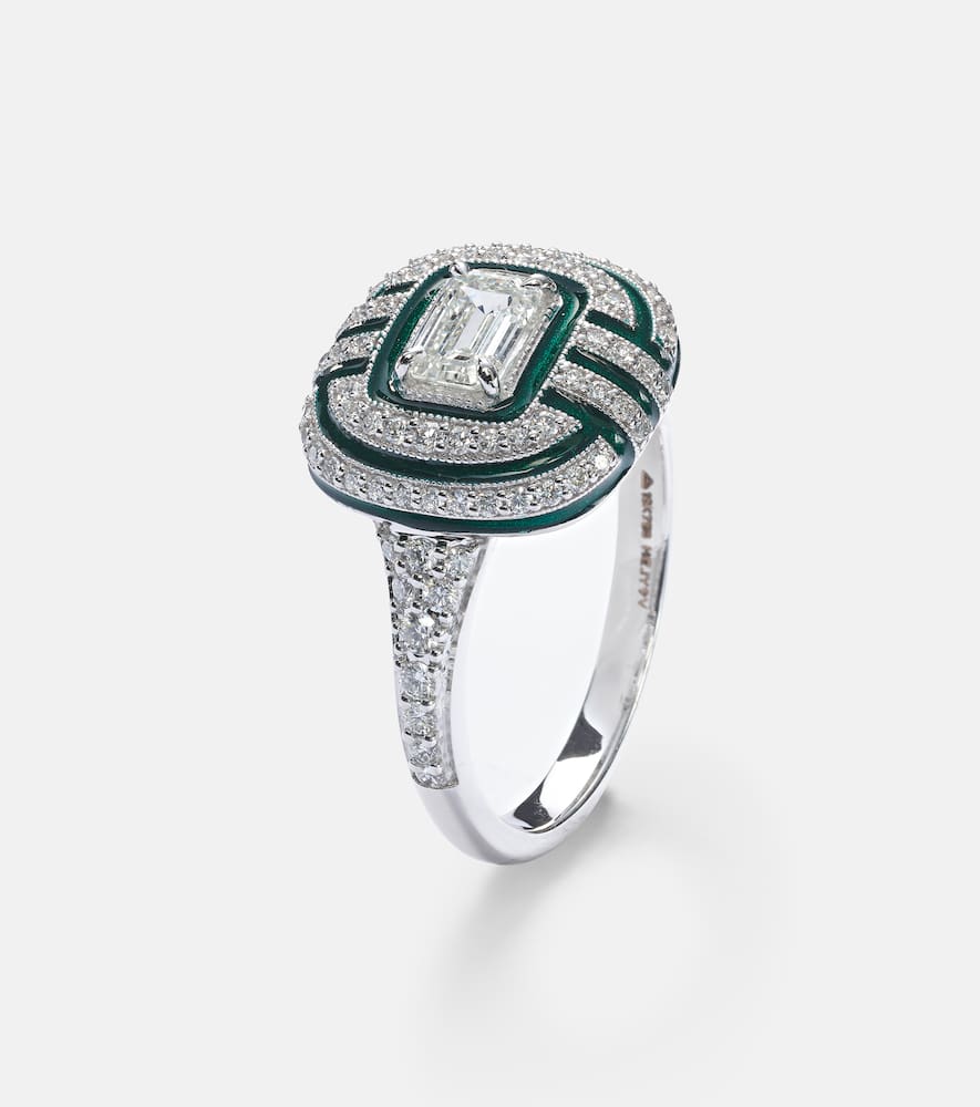 Art Deco 18kt white gold and enamel ring with diamonds