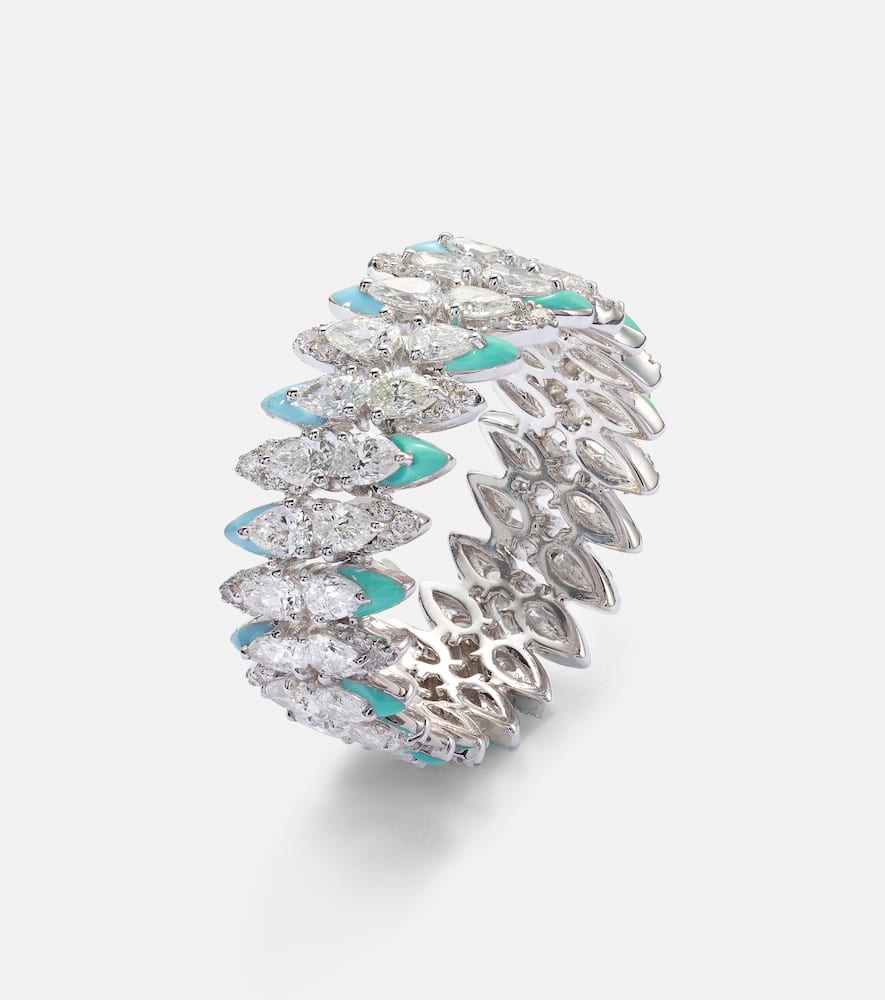 18kt white gold ring with diamonds