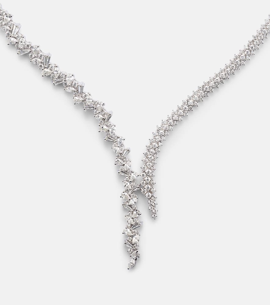 18kt white gold necklace with diamonds
