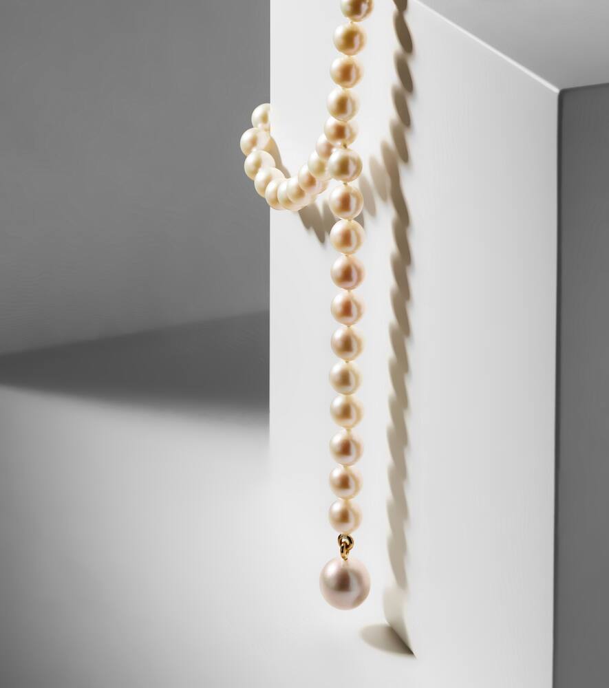 La Belle 14kt gold necklace with pearls
