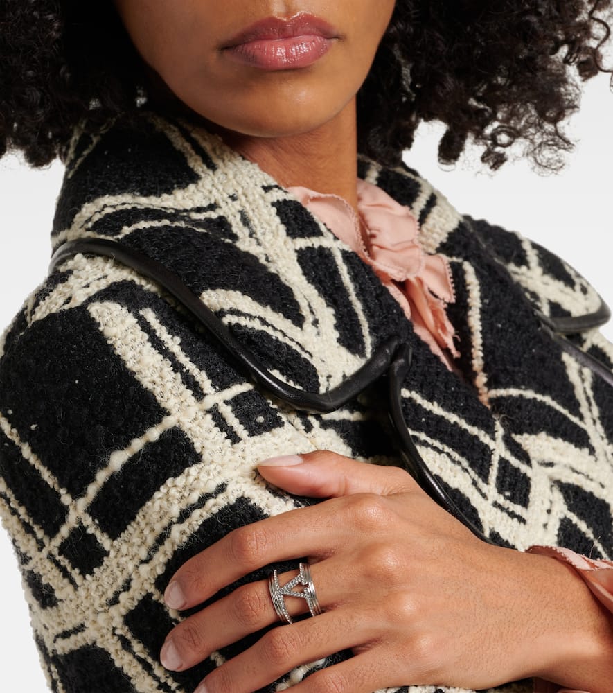 VLogo crystal-embellished ring