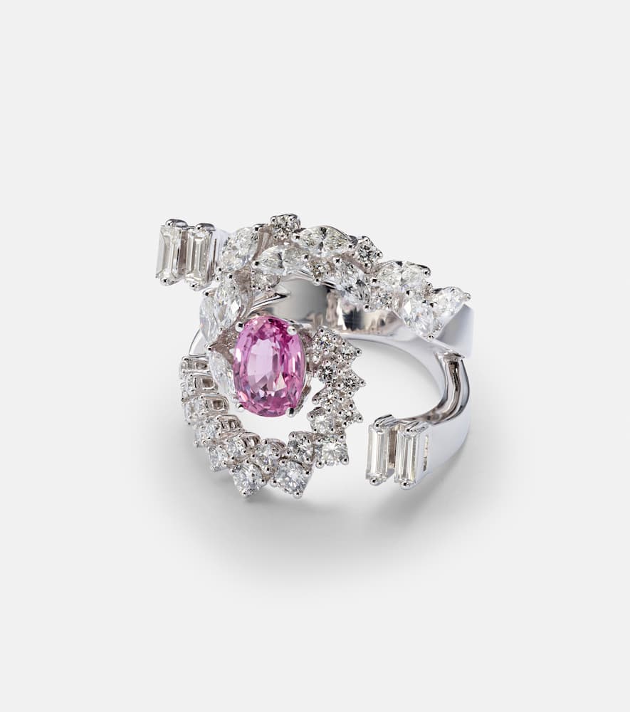 Reign Supreme 18kt white gold ring with diamonds and sapphire