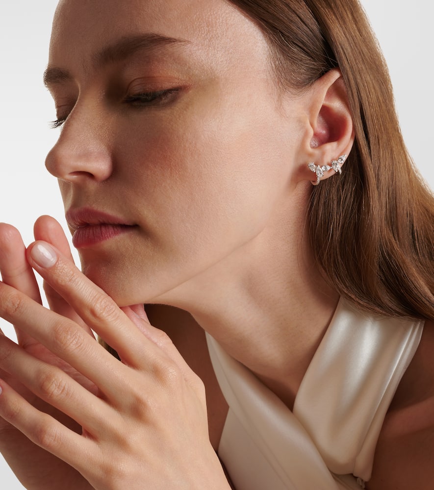 Serti Sur Vide 18kt white gold single ear cuff with diamonds