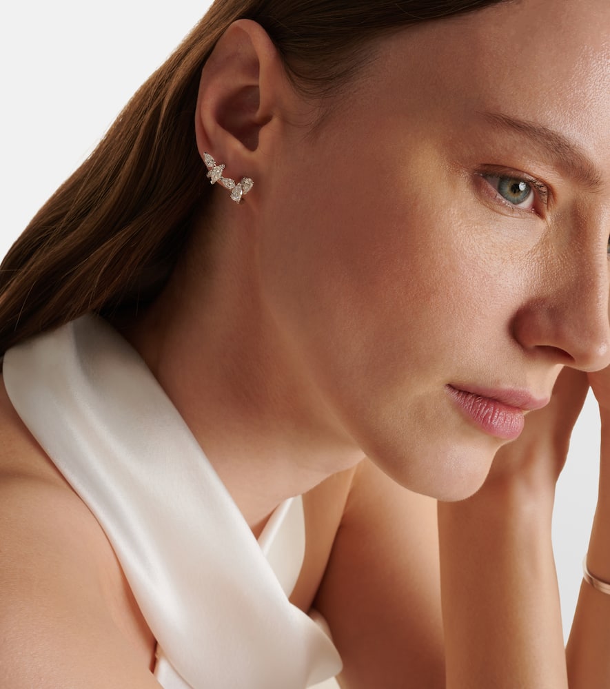 Serti Sur Vide 18kt white gold single ear cuff with diamonds