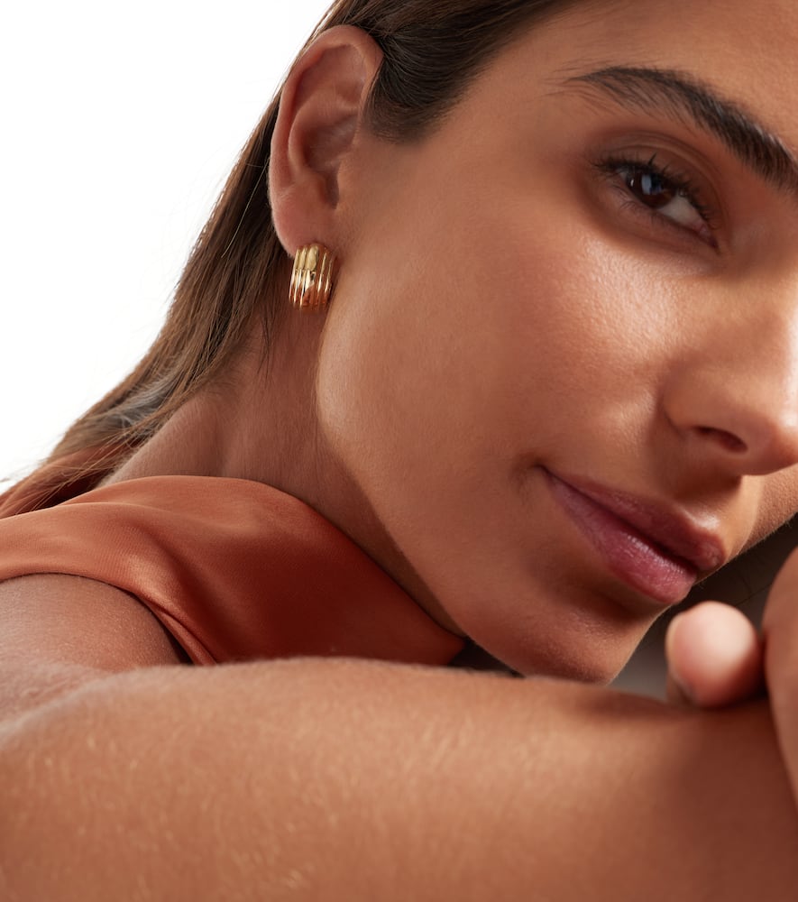 Serge 10kt gold hoop earrings