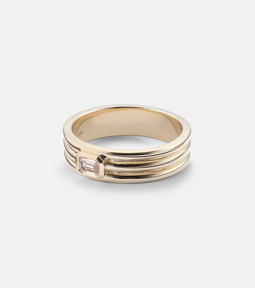 14kt gold ring with diamond
