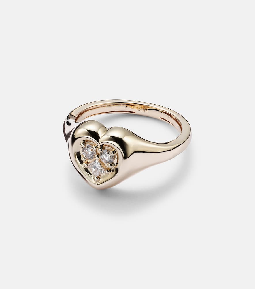 14kt gold ring with diamonds