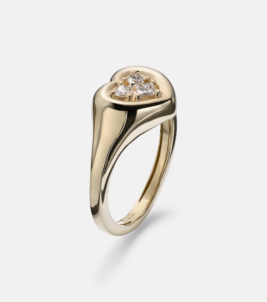 14kt gold ring with diamonds