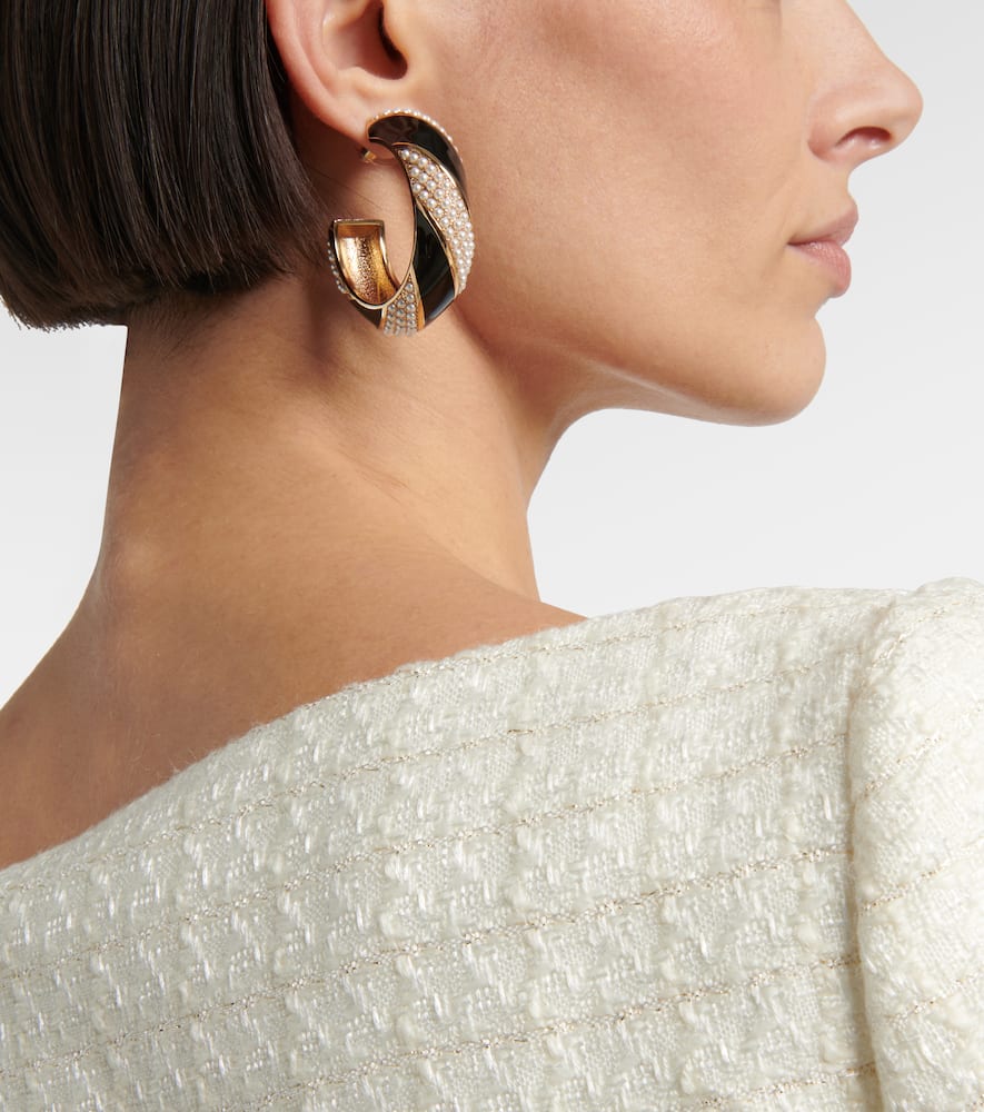 Faux pearls hoop earrings