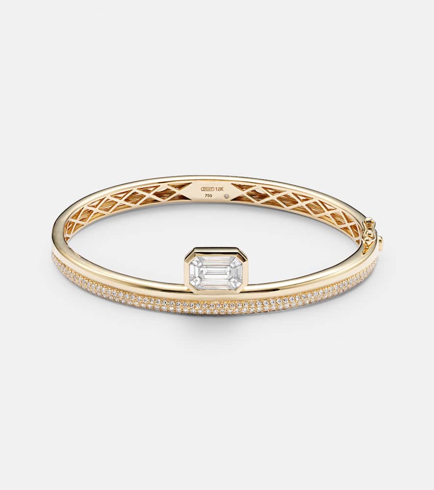 18kt gold bangle with diamonds