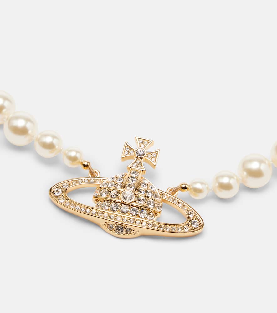 Bas Relief Orb faux pearl choker