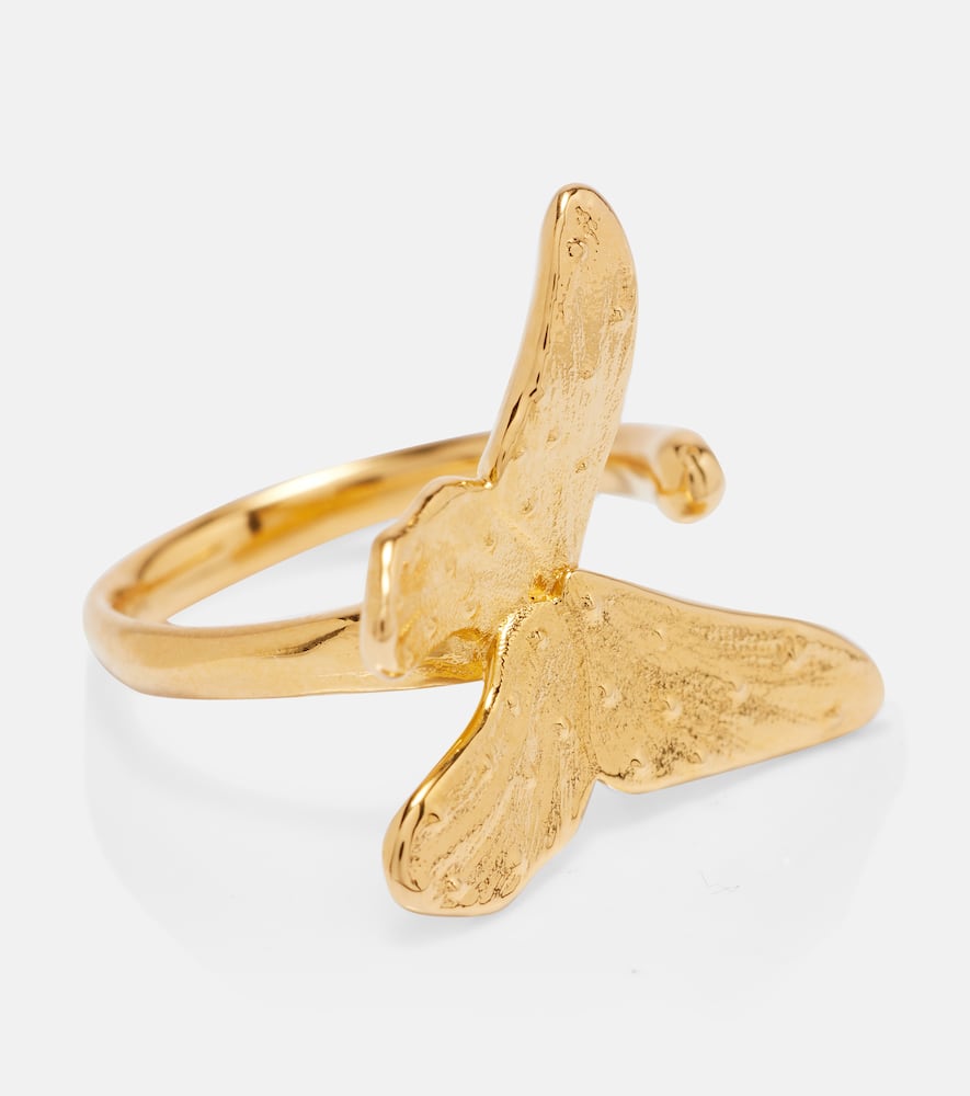 Butterfly ring