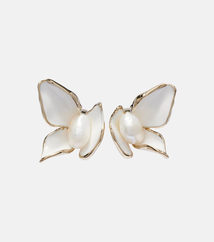 Pearl earrings