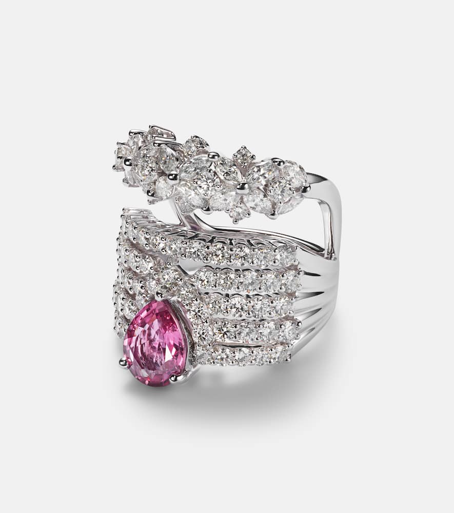 Reign Supreme 18kt white gold ring with diamonds and sapphire