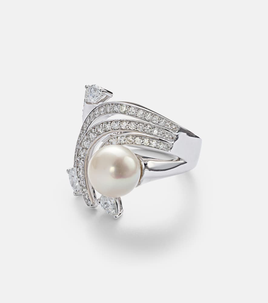 Pearlescent 18kt white gold ring with diamonds and pearl