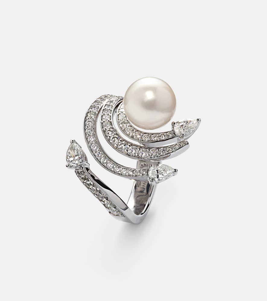 Pearlescent 18kt white gold ring with diamonds and pearl