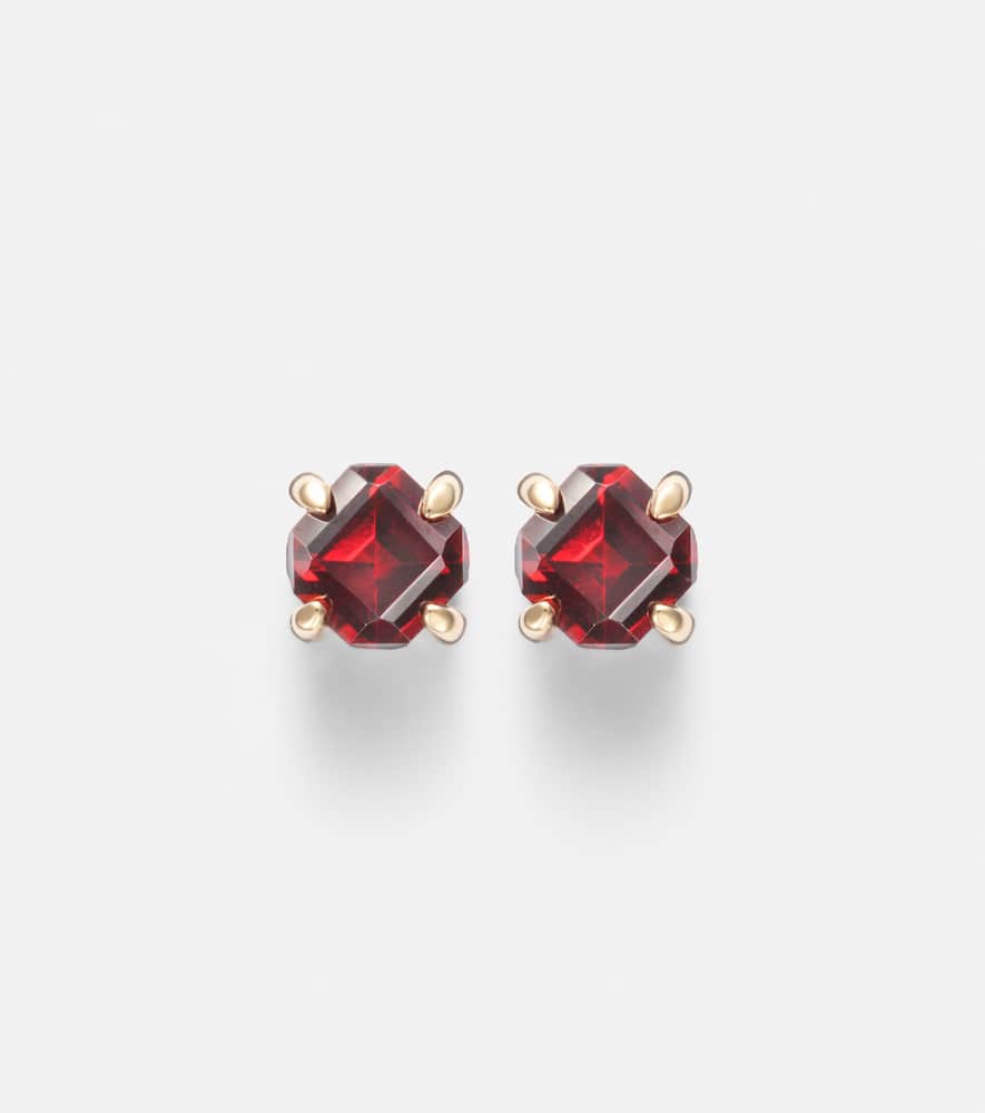10kt gold earrings with garnet