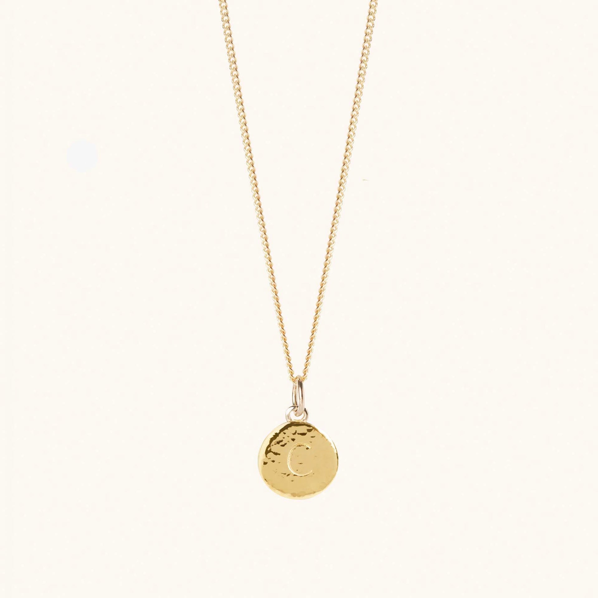 Initial Hammered Disc Curb Chain Necklace in Gold