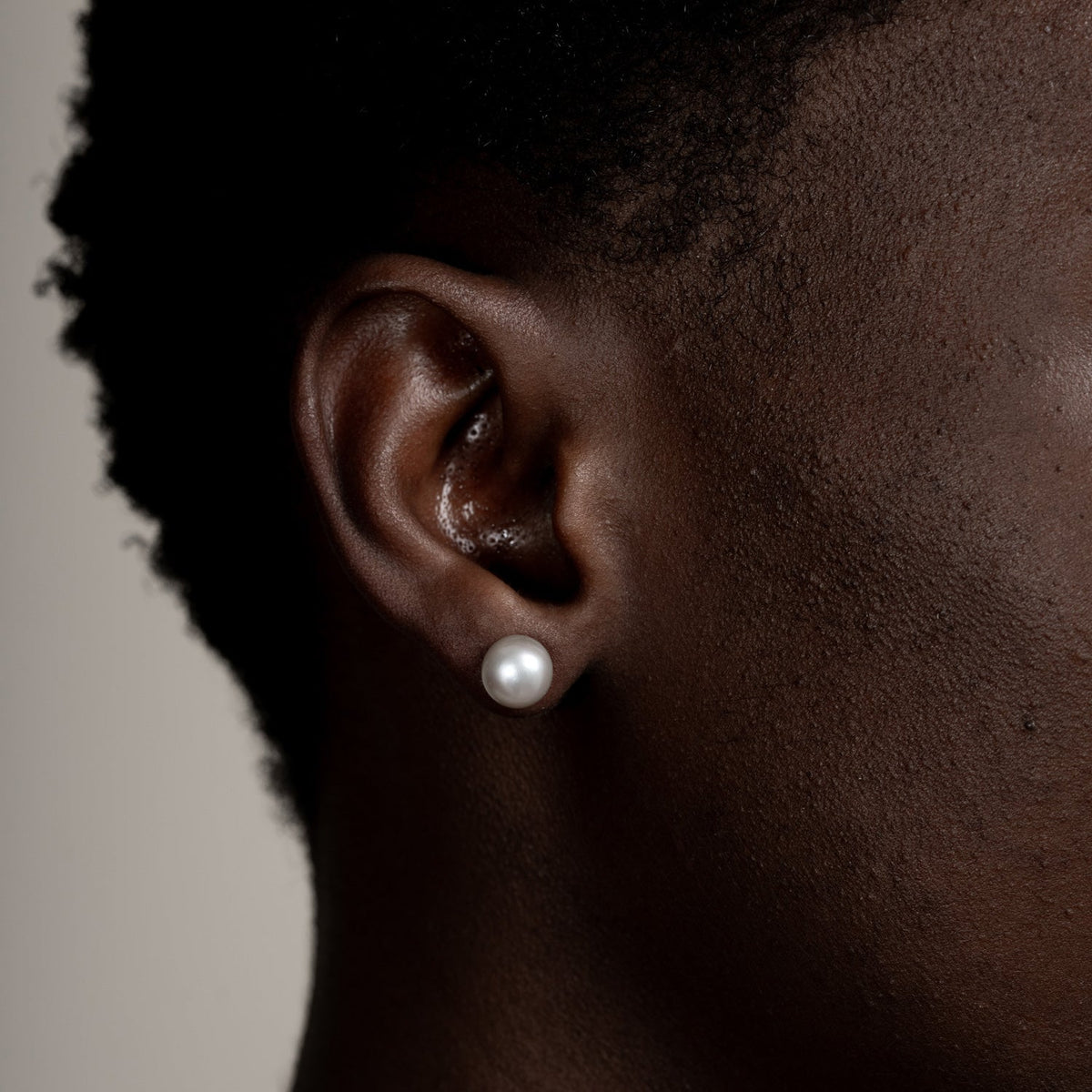 Men's Single 8mm Dove Grey Freshwater Luna Pearl™ Stud
