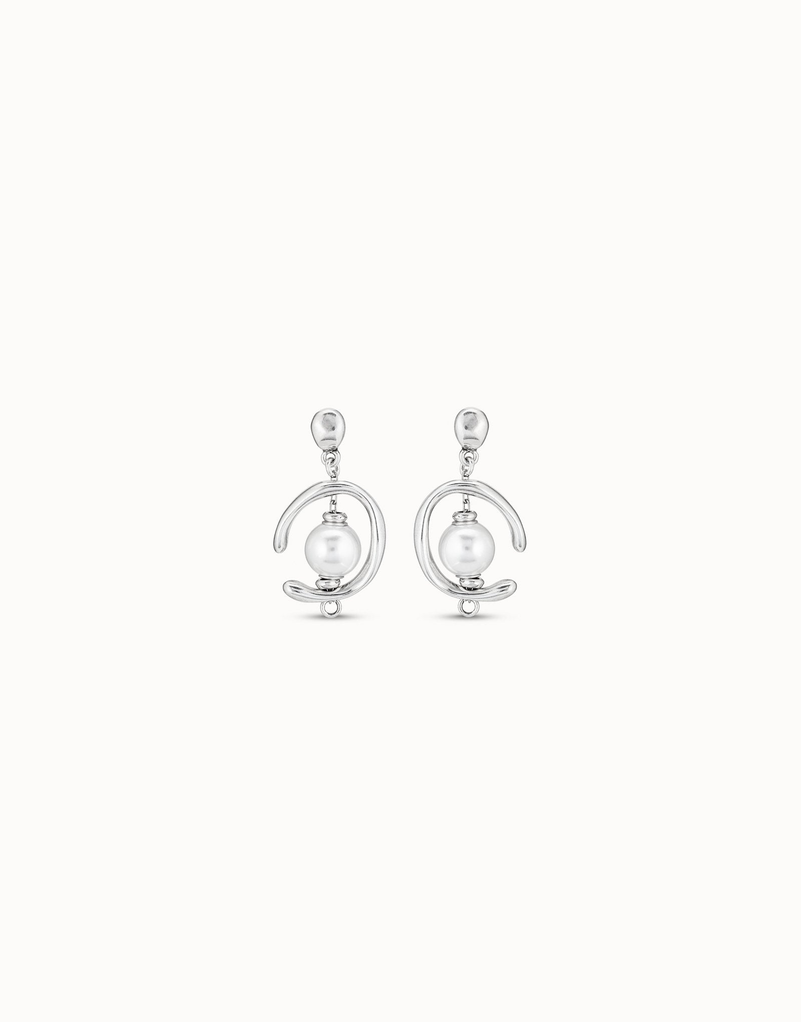 Drop earrings with pearl