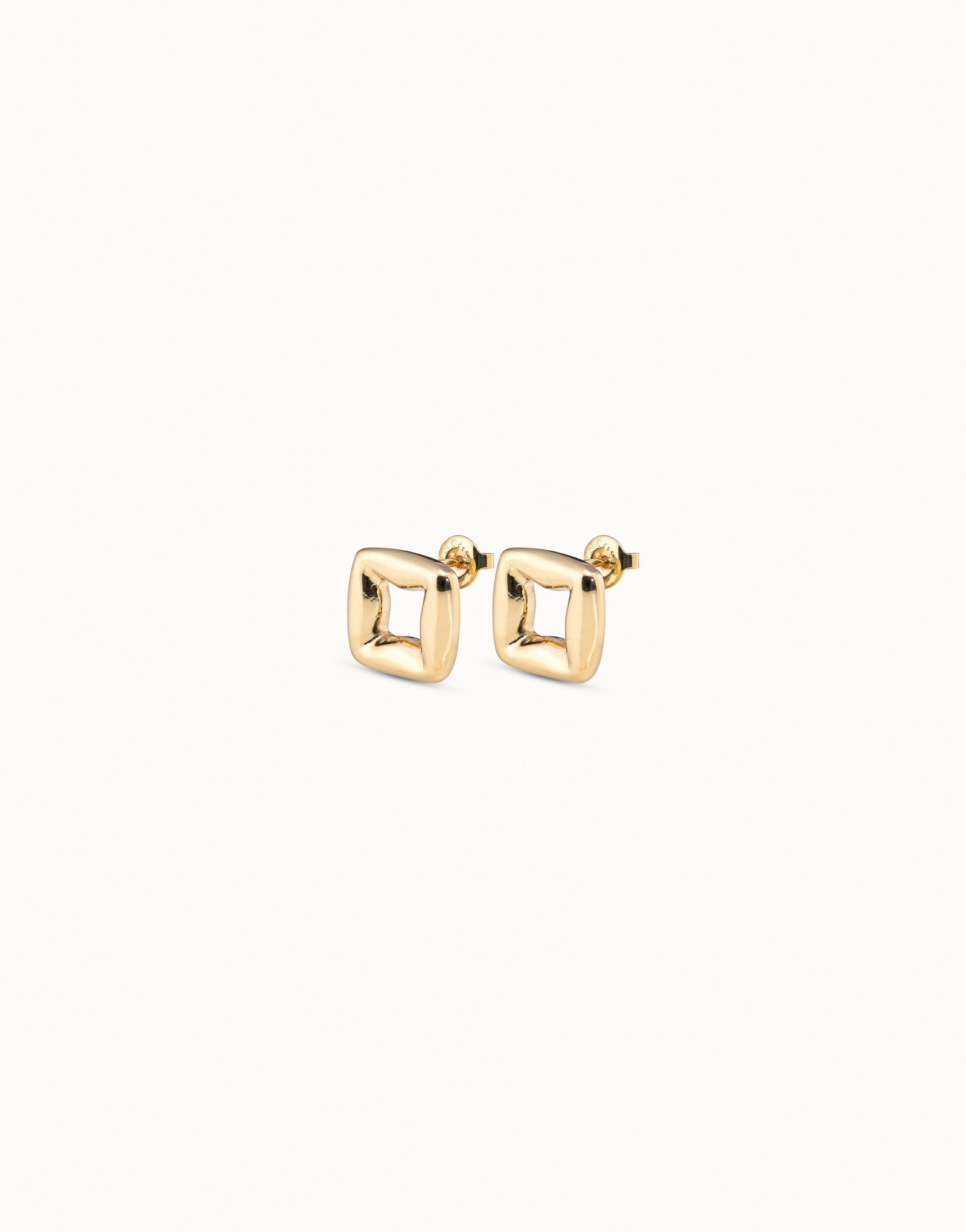 Square stud earrings