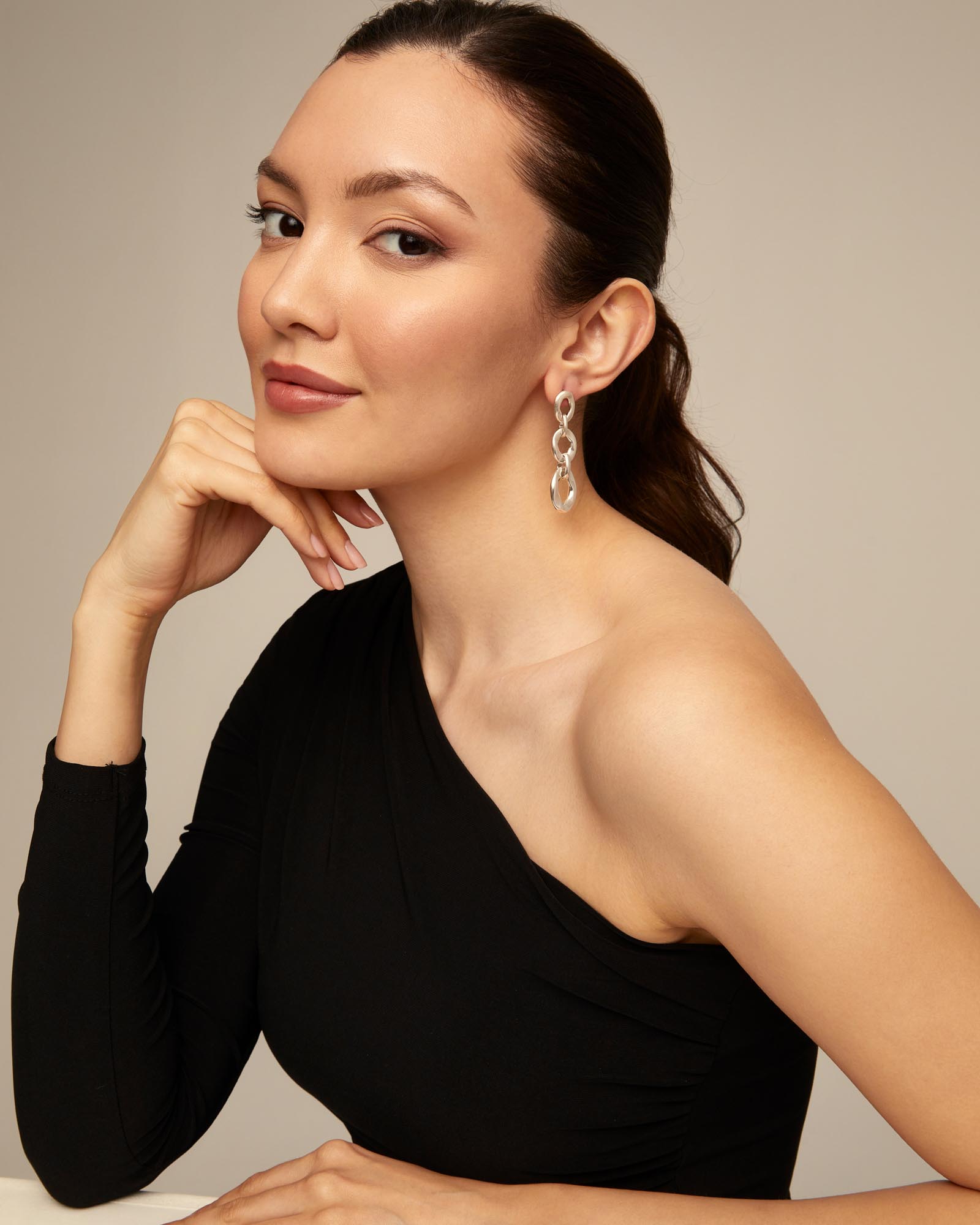 Drop earrings with 3 links