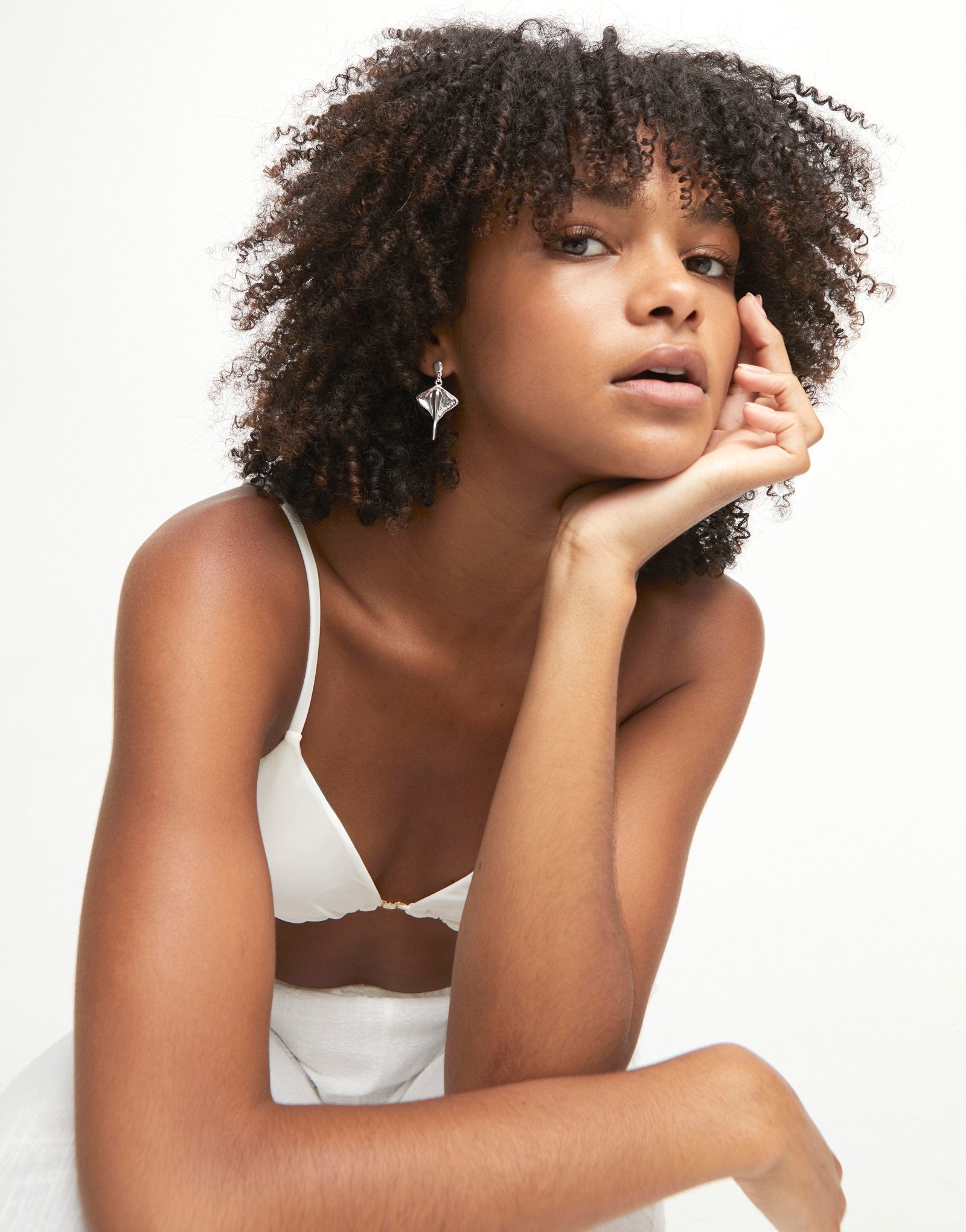 Manta ray-shaped drop earrings