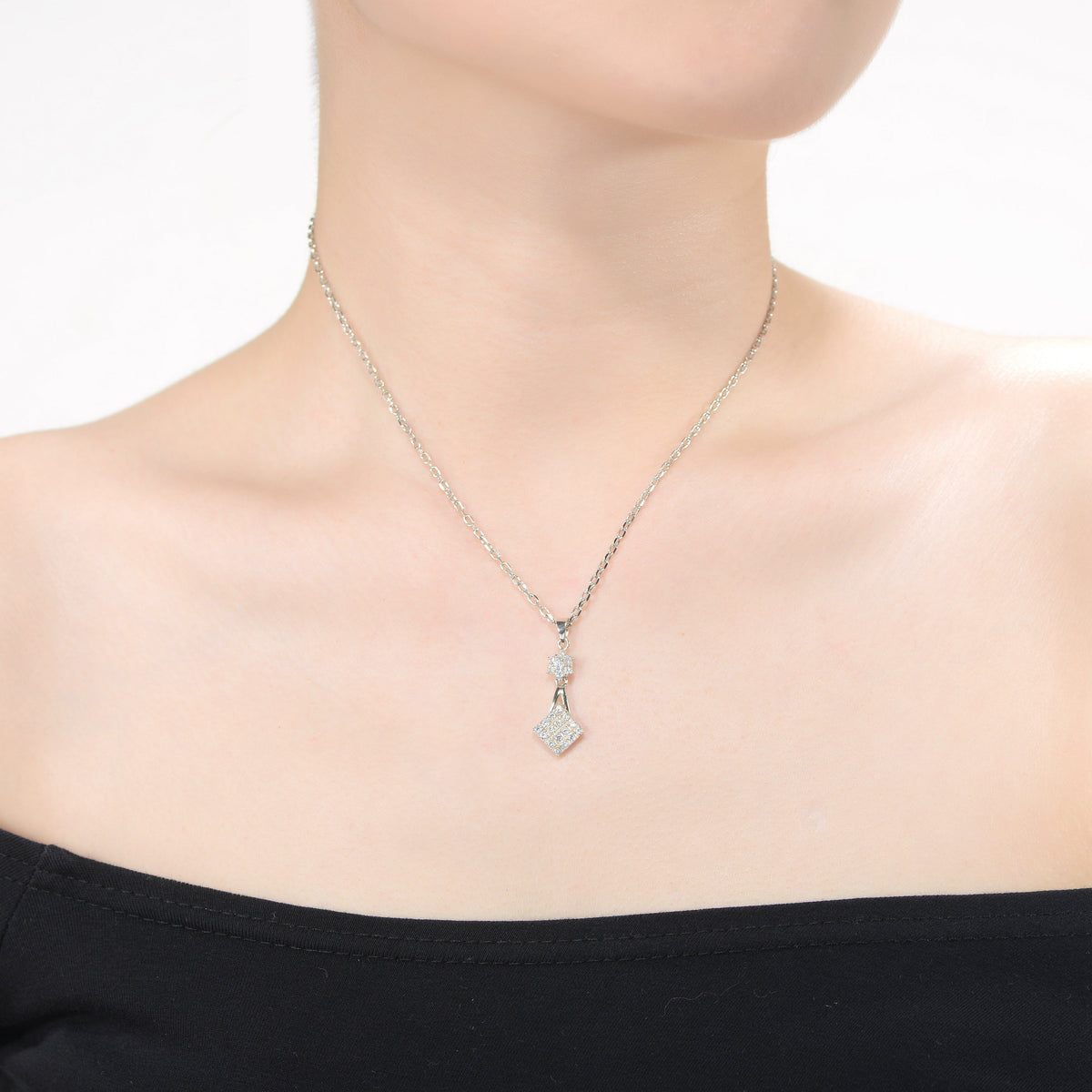 Melanie Dainty Link Necklace