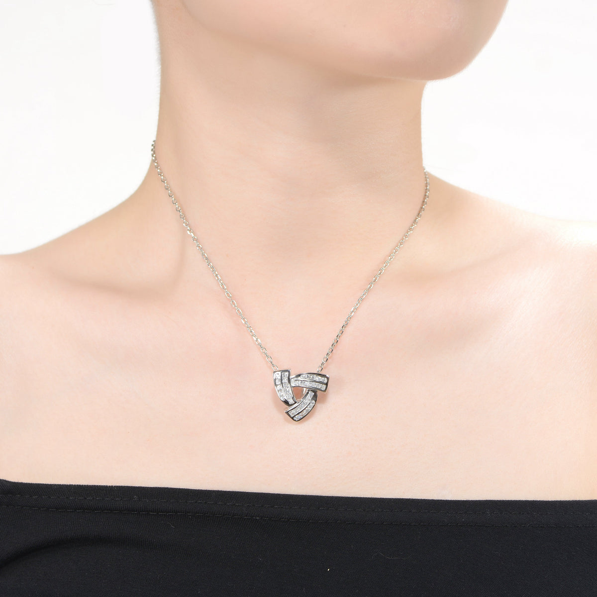 Monique Minimalist Classic Linear Rectangle Necklace