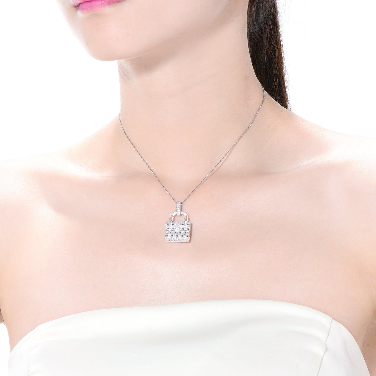Coralie Classic Pendant Necklace
