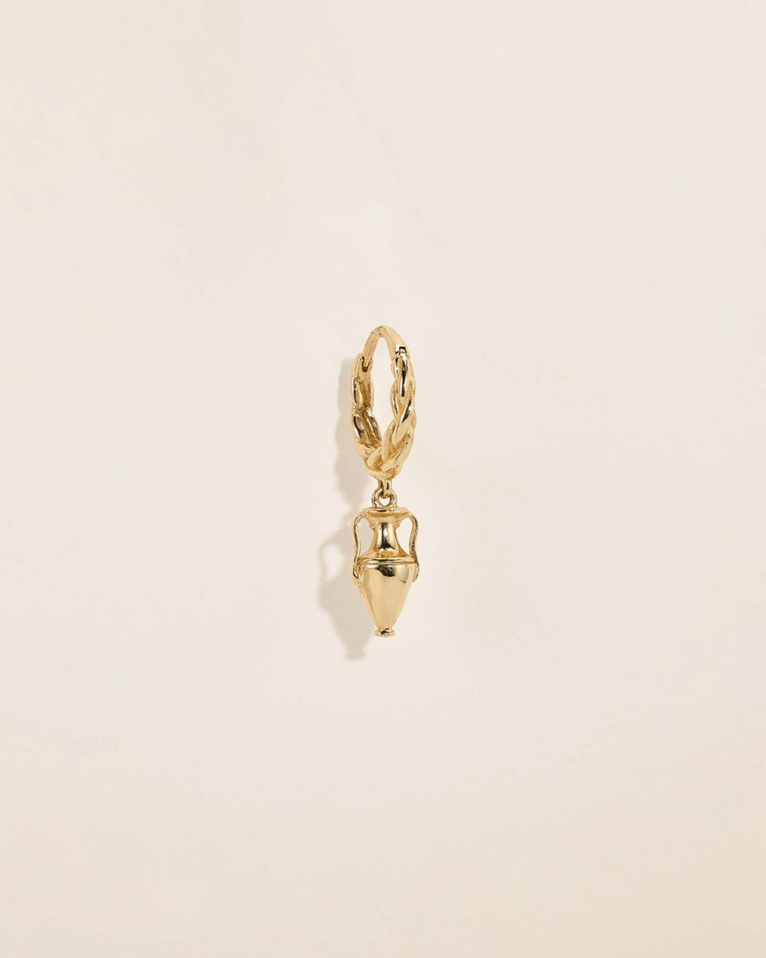 Braided Vessel Huggie