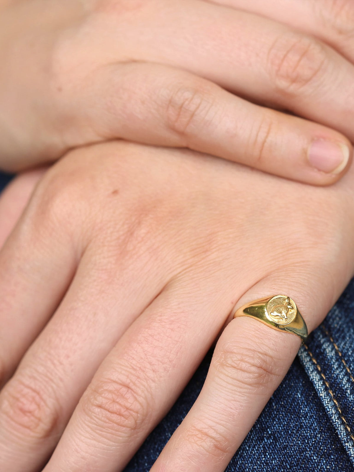 Rabbit Cameo Signet Ring