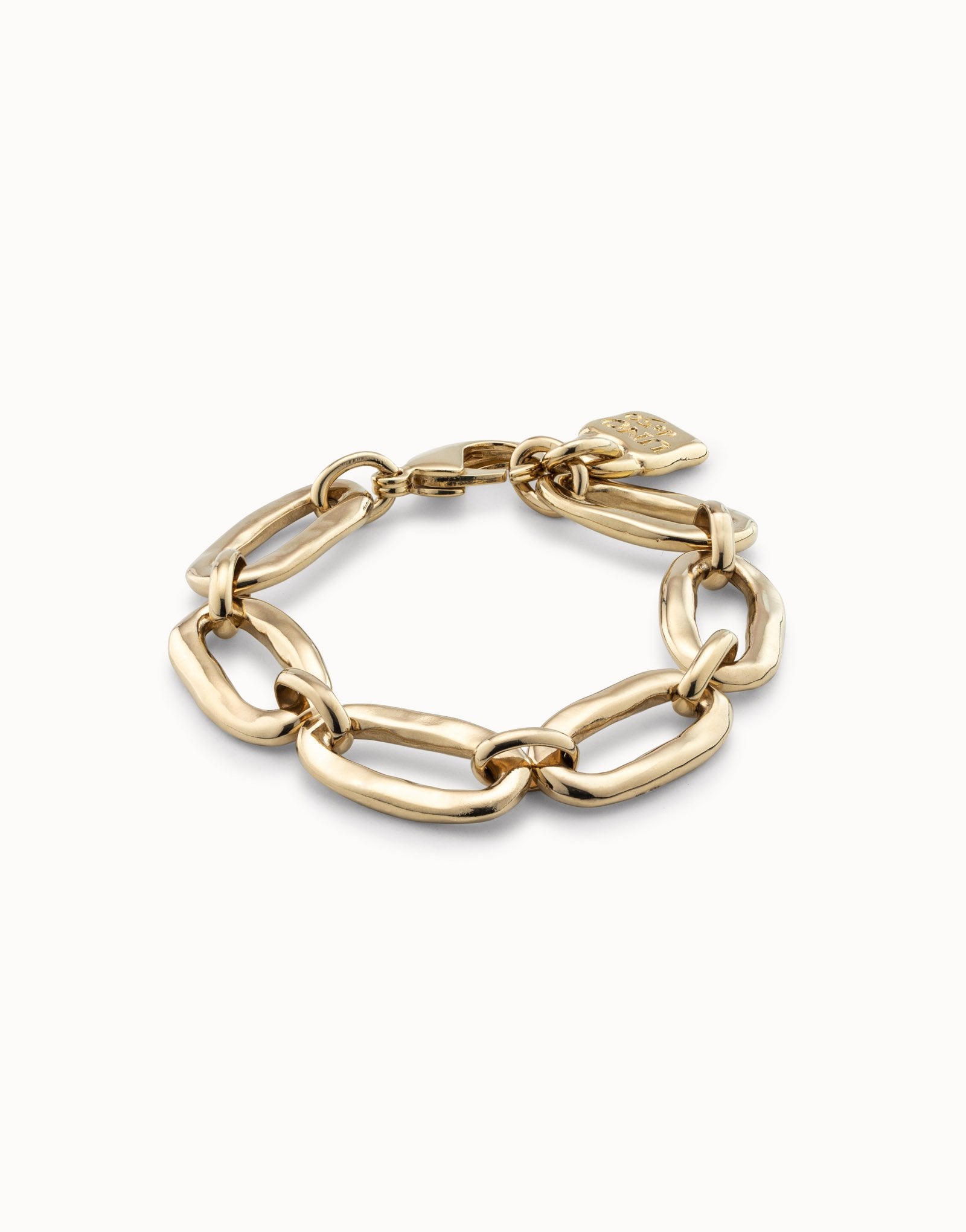 Oval link chain bracelet