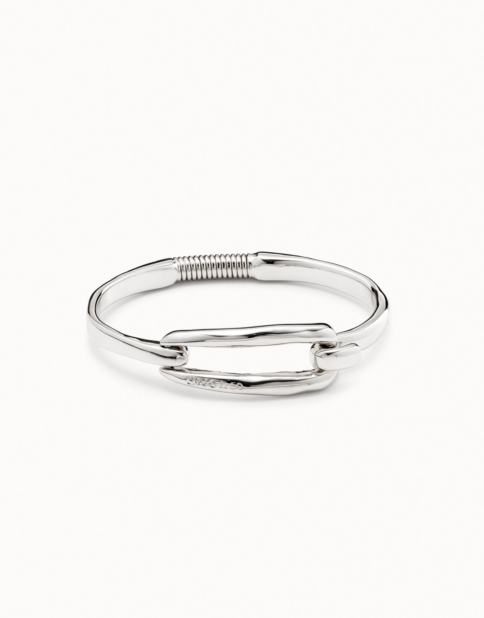 Bangle bracelet with buckle