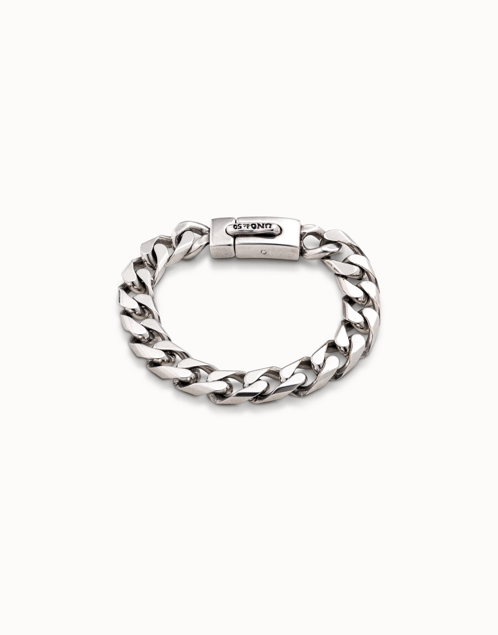 Cuban curb link chain bracelet