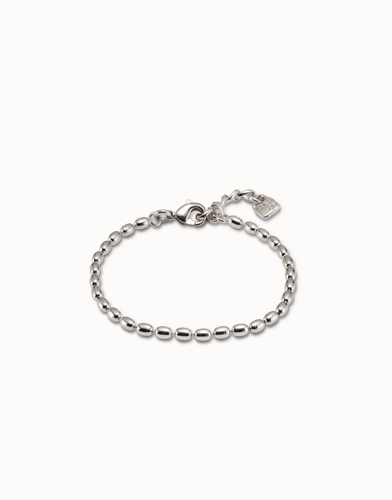 Oval link chain charm bracelet