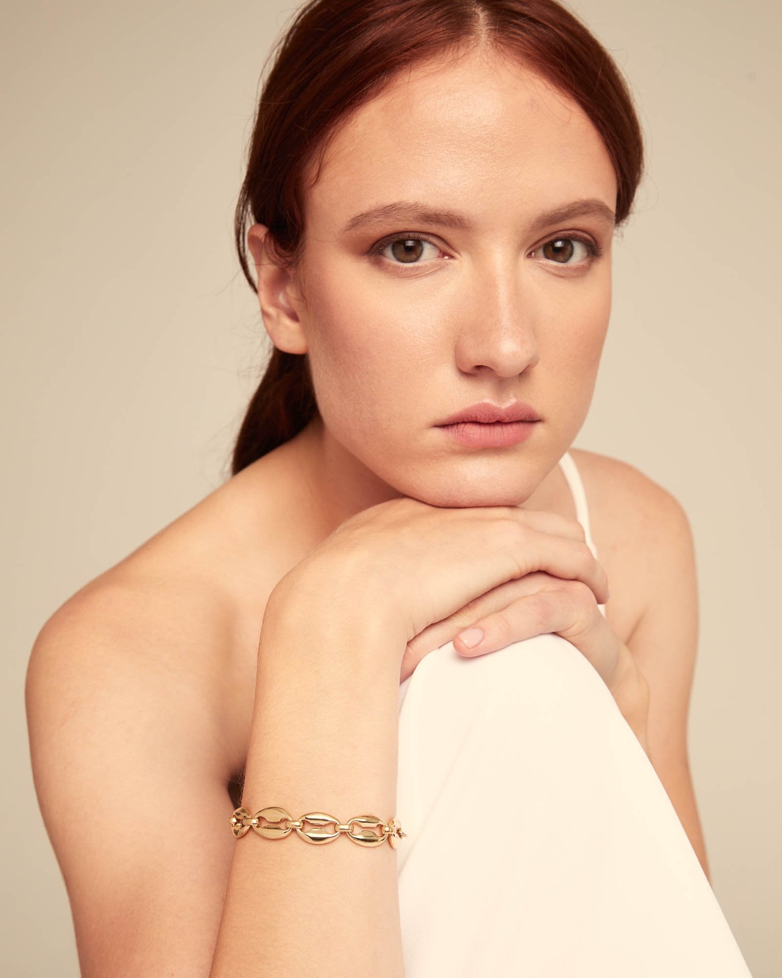 Small oval link chain bracelet