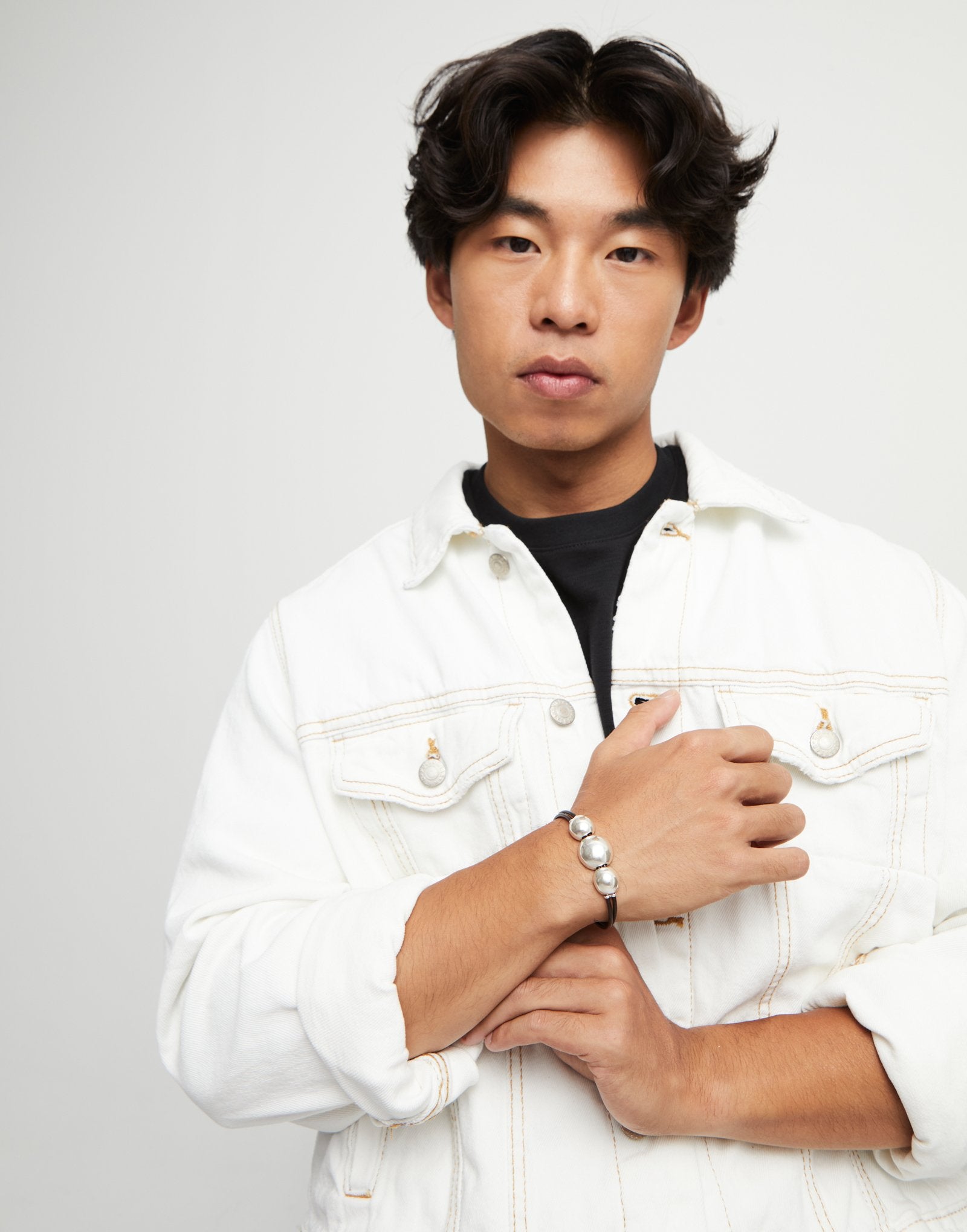 Leather bracelet with three large beads